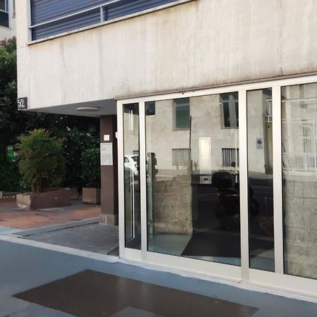 Apartment In Brera-Fatebenefratelli-Porta Nuova-Milano Exteriör bild